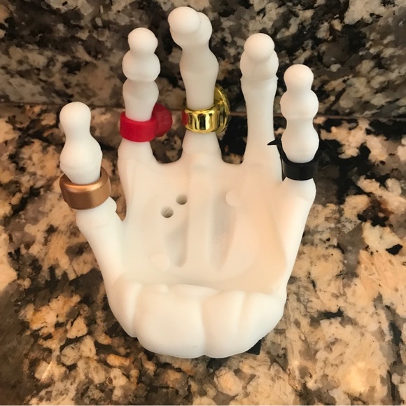 Bath & Body Works Bath Bath Body Works Spooky Skeleton Hand Gentle